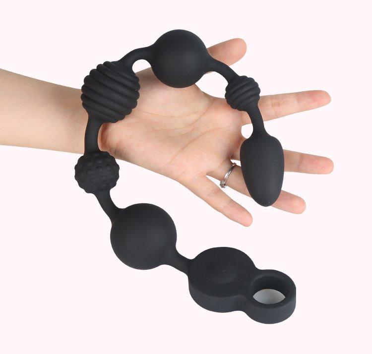 Chuỗi hạt hậu môn 3 động cơ Yunman rung 10 chế độ bằng silicon y tế cao cấp, thiết kế màu đen, bi tăng dần kích thước.