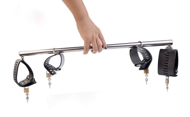Còng tay chân BDSM cố định tư thế cho trải nghiệm SM đầy khoái cảm